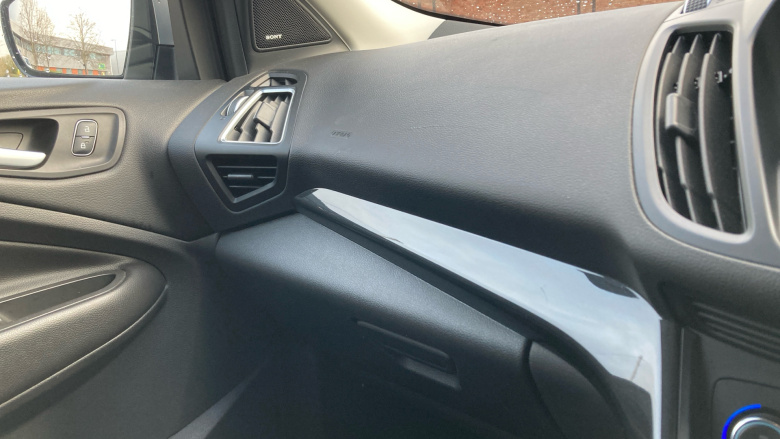 Ford Kuga 2.0 TDCi Titanium Edition 5dr 2WD Diesel Estate